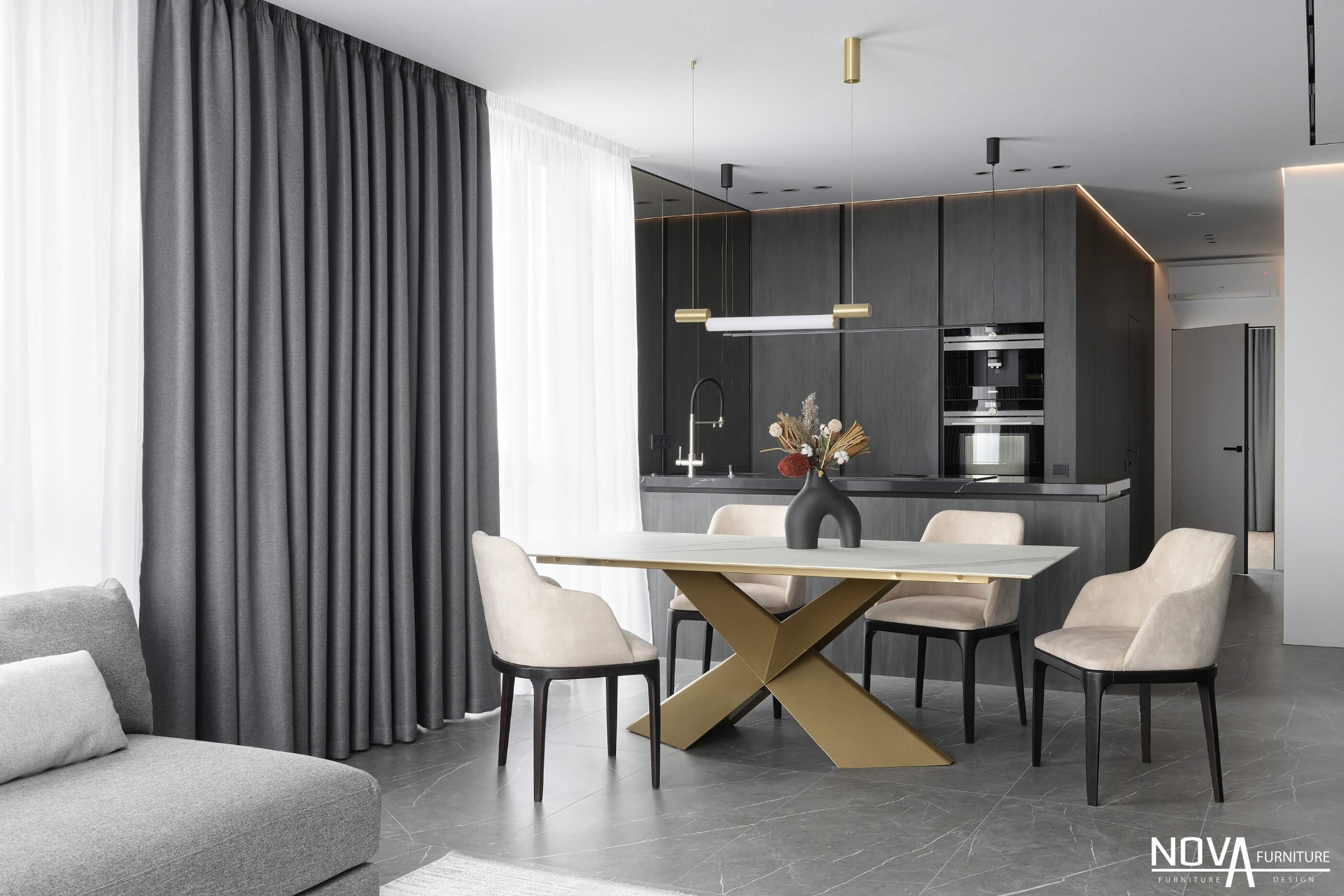 Thiết kế tủ bếp gỗ màu đen hiện đại