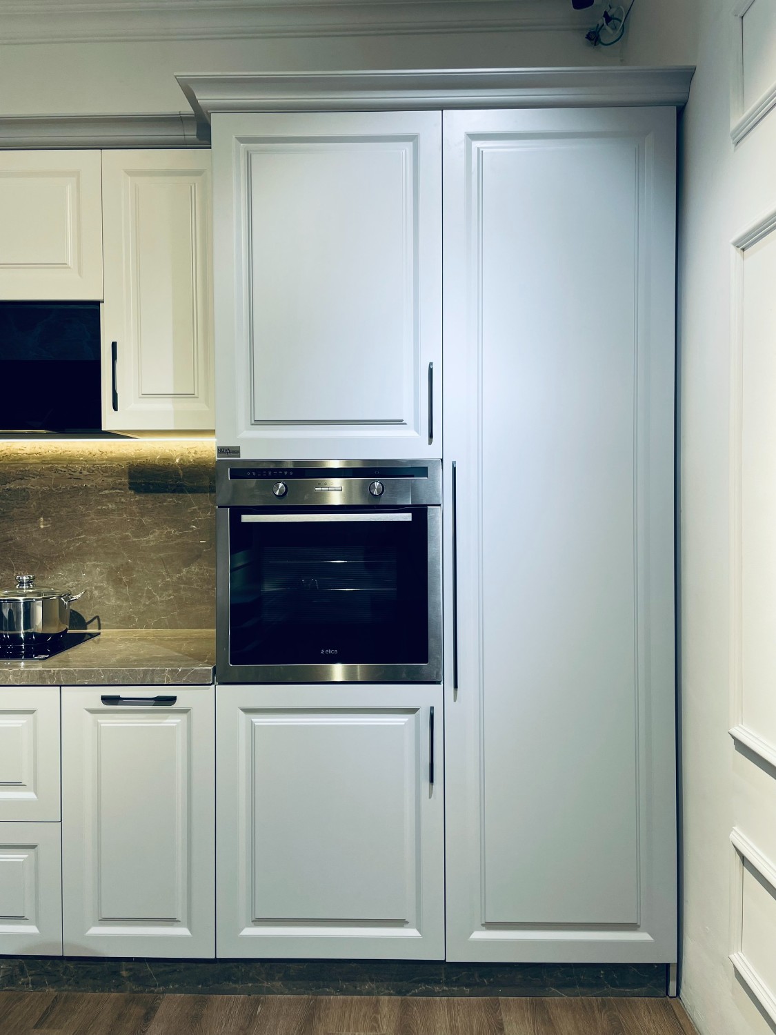 Thiết kế tủ bếp tân cổ điển An Giang